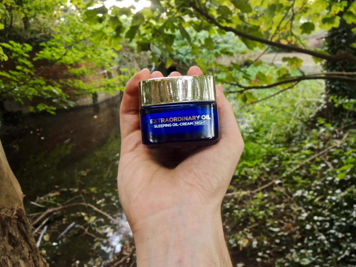 Extraordinary Oil Facial Oil and Night Oil-Cream review.